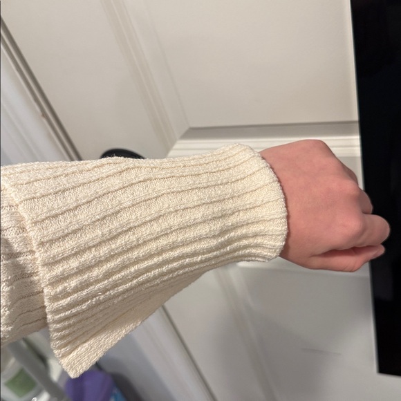 Zara Cream Ribbed Cropped Sweater - Picture 7 of 7